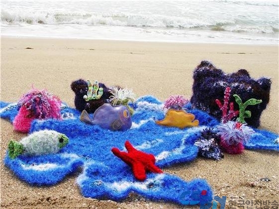 박혜정 作, <노란 물고기와의 대화>